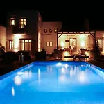 ヴィラ House With Private Pool ナウサ