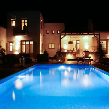 Villa House With Private Pool Náusza